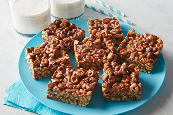 No-Bake Peanut Butter Cereal Bars